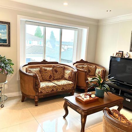 Coze Home In Vancouver Near Yvr Екстер'єр фото
