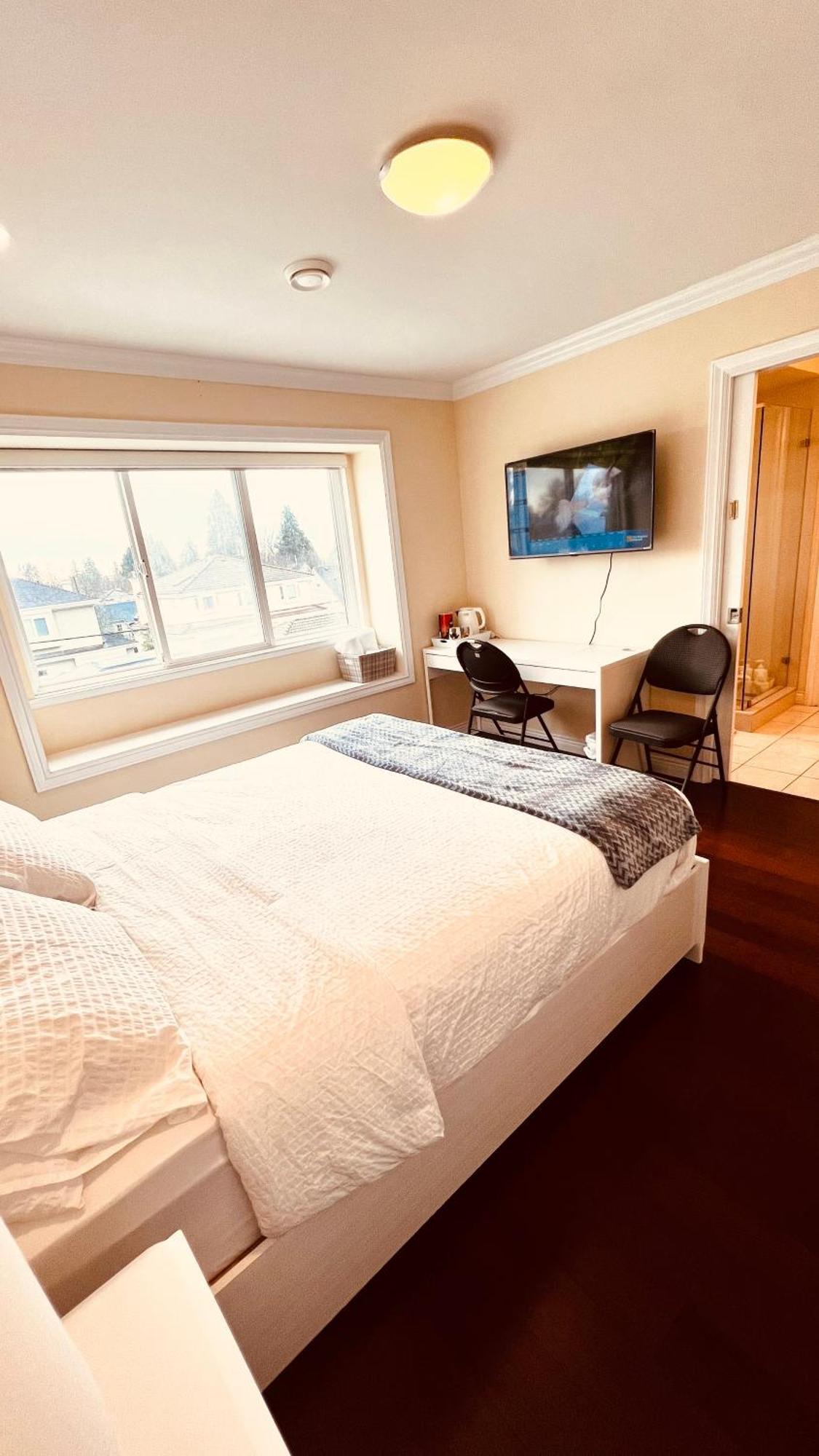 Coze Home In Vancouver Near Yvr Екстер'єр фото